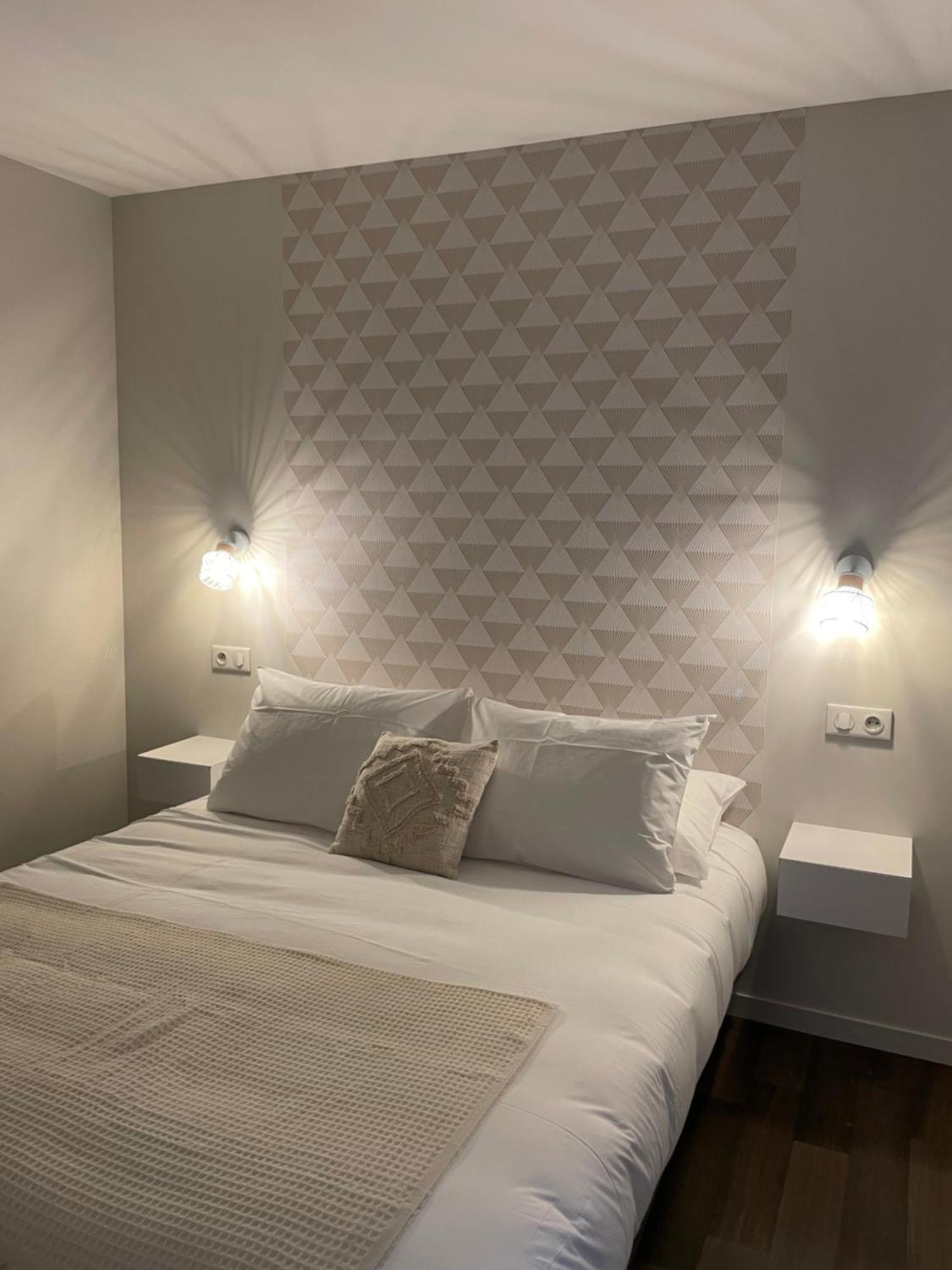 Ducey Appart'Hotel - Les Rivieres Екстериор снимка