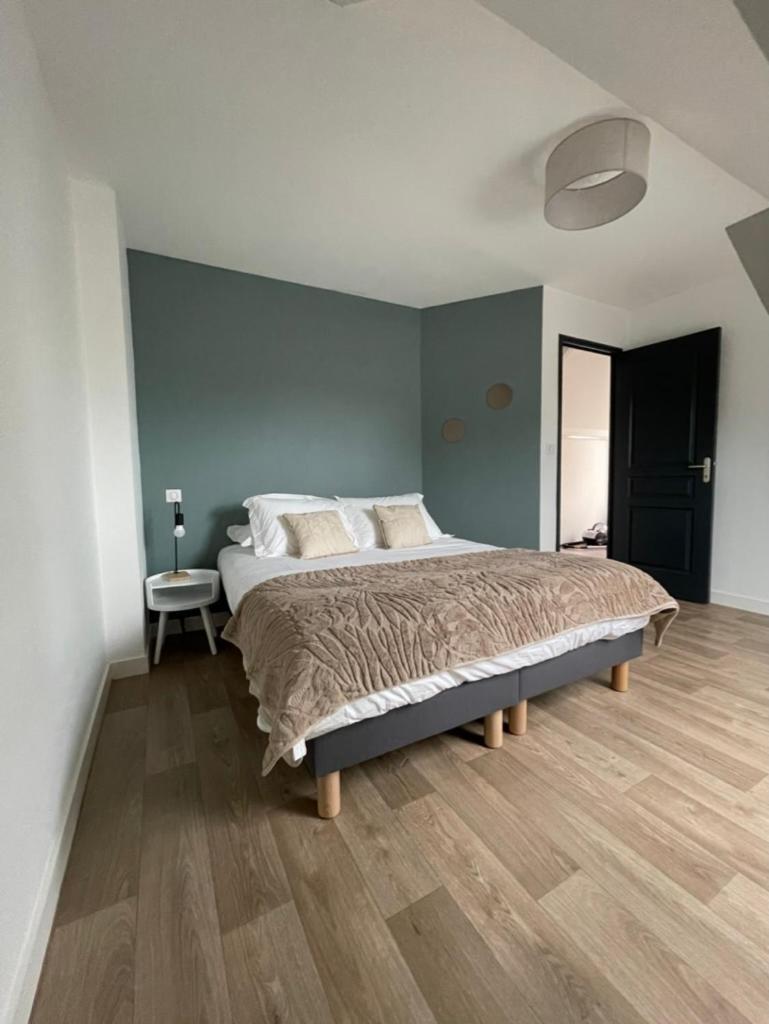 Ducey Appart'Hotel - Les Rivieres Екстериор снимка